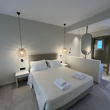 Mediterranean Sea Top Floor Палеохора Экстерьер фото