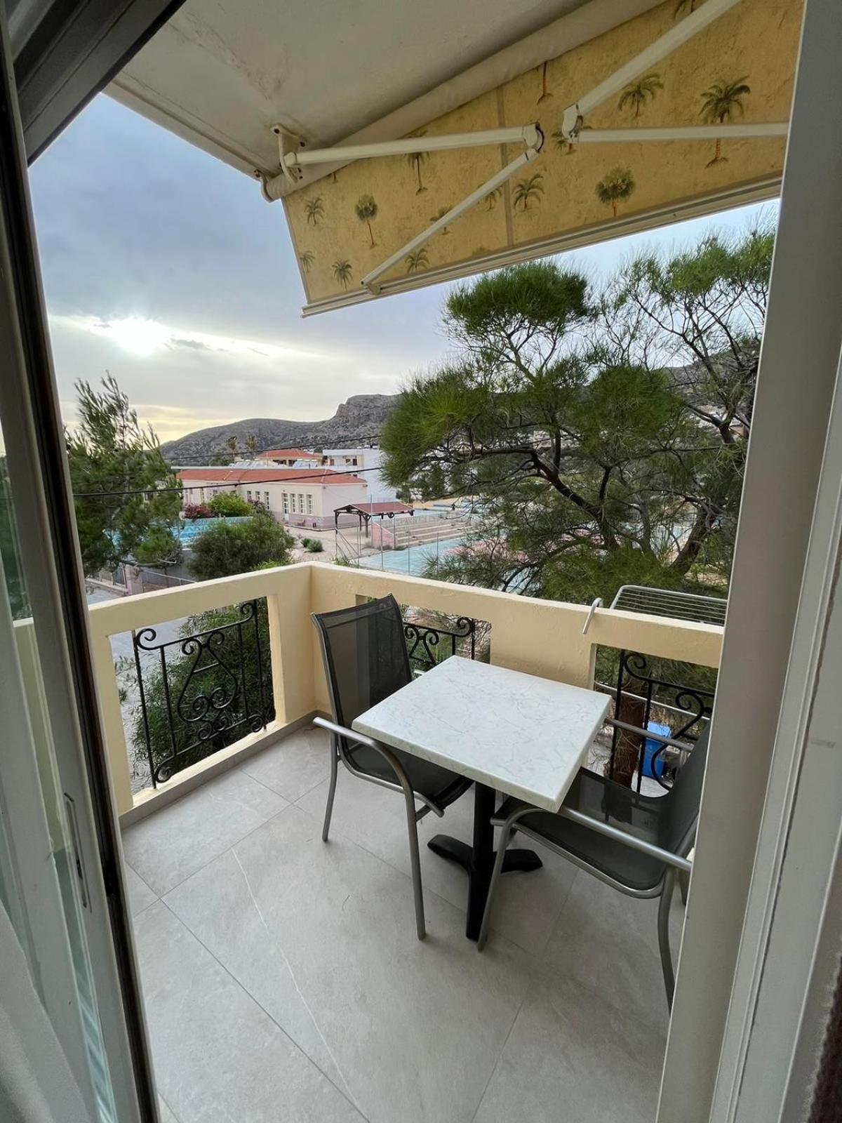 Mediterranean Sea Top Floor Палеохора Экстерьер фото